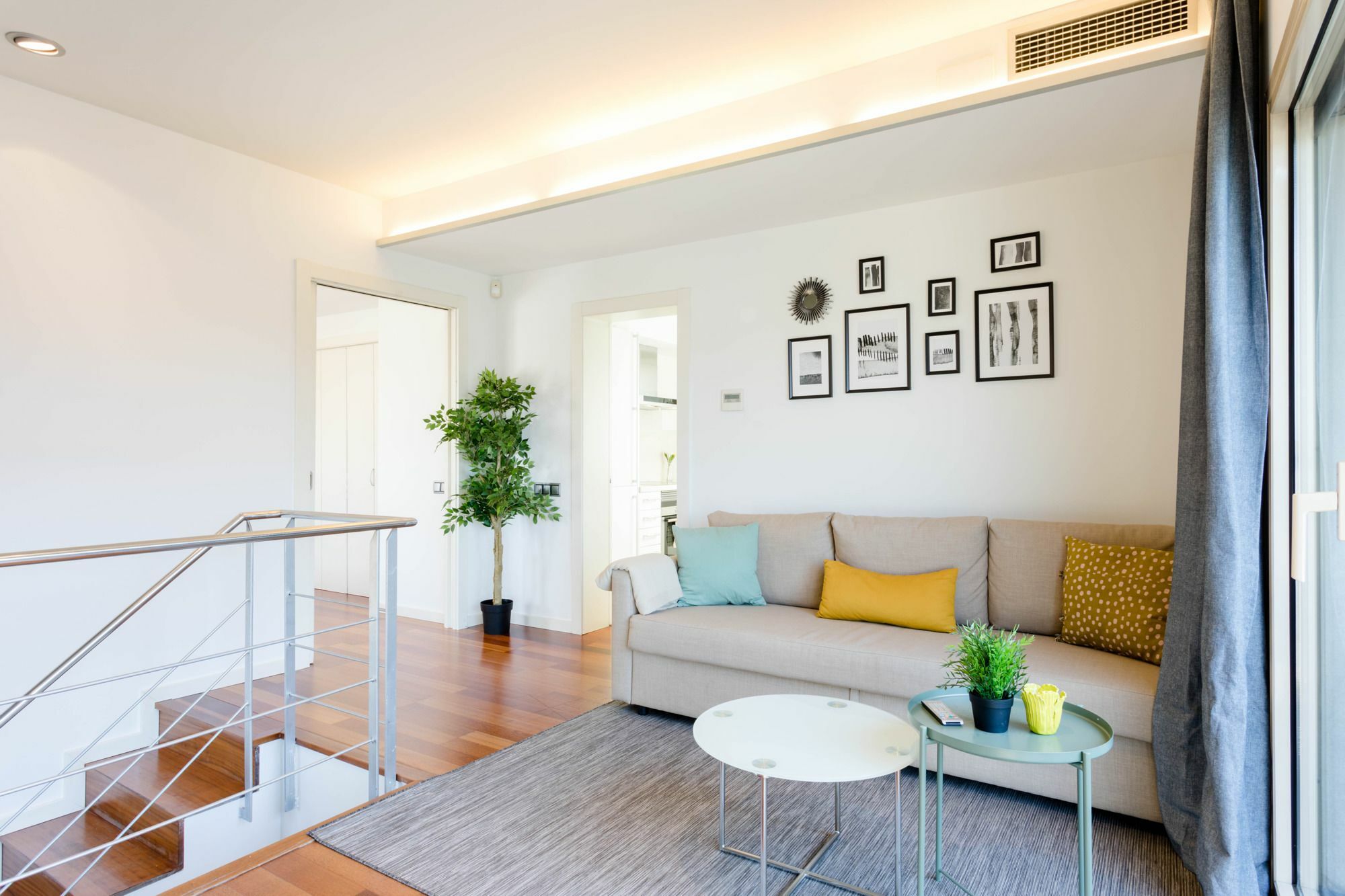 Unique Rentals - Placa Catalunya Central Apartments Barcelone Extérieur photo