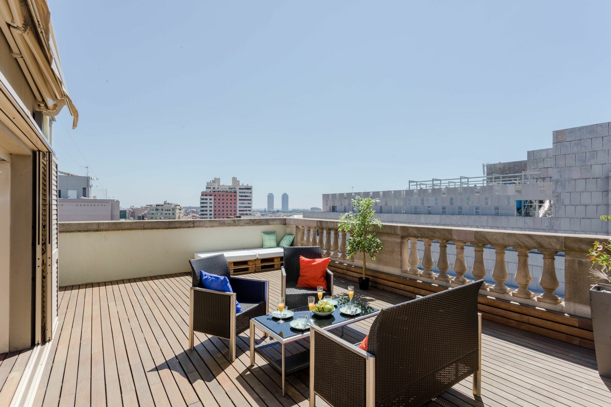 Unique Rentals - Placa Catalunya Central Apartments Barcelone Extérieur photo
